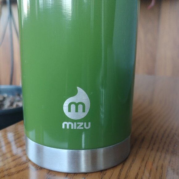 MIZU 27 OZ Stainless Steel Vacuum Insulated Bottle NWT - Picture 8 of 12